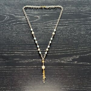 Elegant Gold and White Necklace